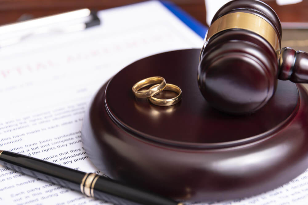 מהי חשיבות תפקידו של עורך דין גירושין? וכיצד הוא יכול לסייע?